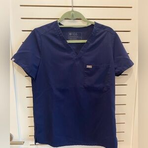 FIGS - Navy Catarina Scrub Top